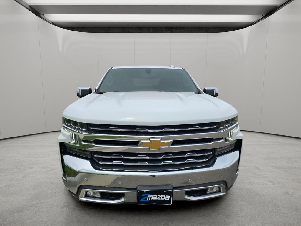 Used 2022 Summit White Chevrolet LTZ image 8