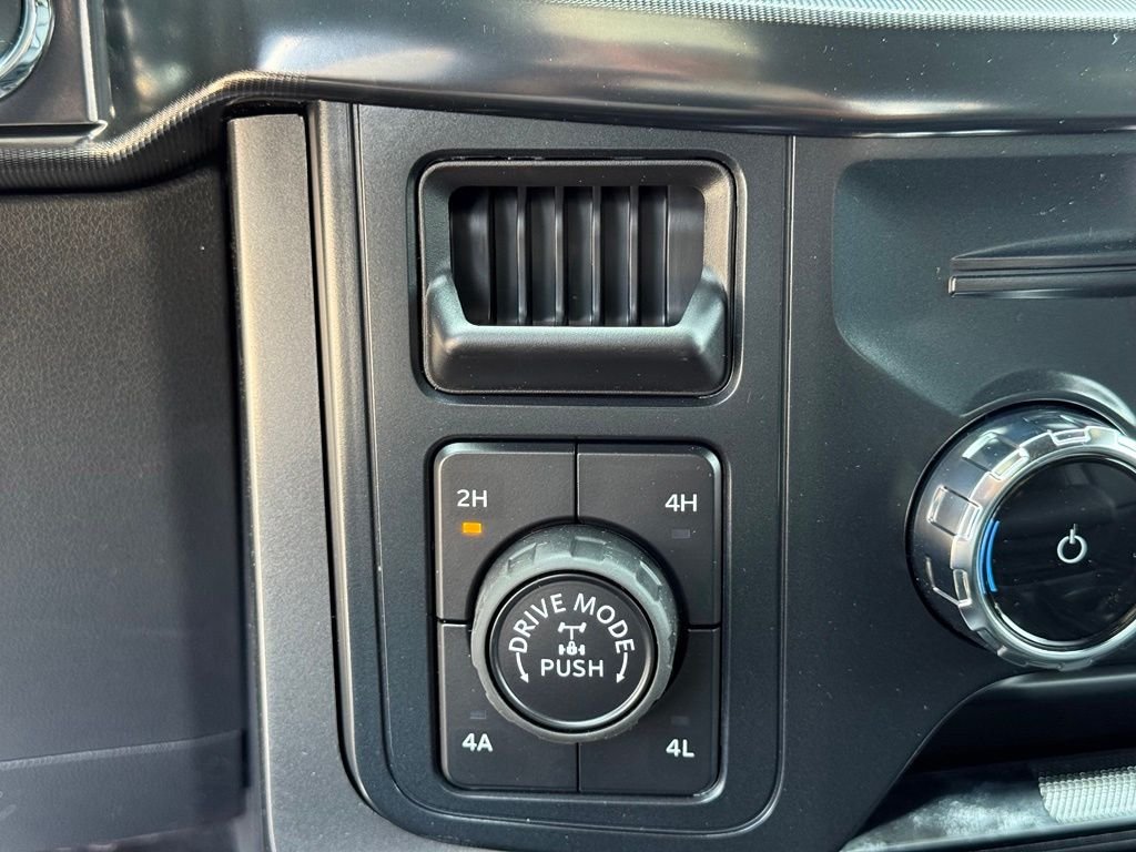 New 2026 Avalanche Ford Lariat® image 15