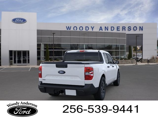 New 2025 Oxford White Ford XLT image 8
