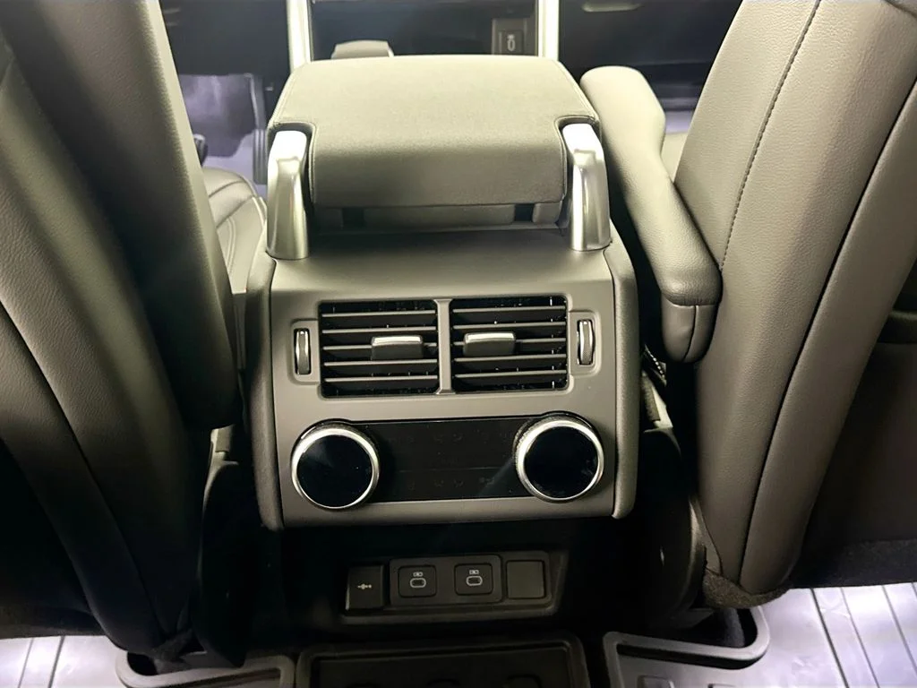 New 2026 Fuji White Land Rover S image 25