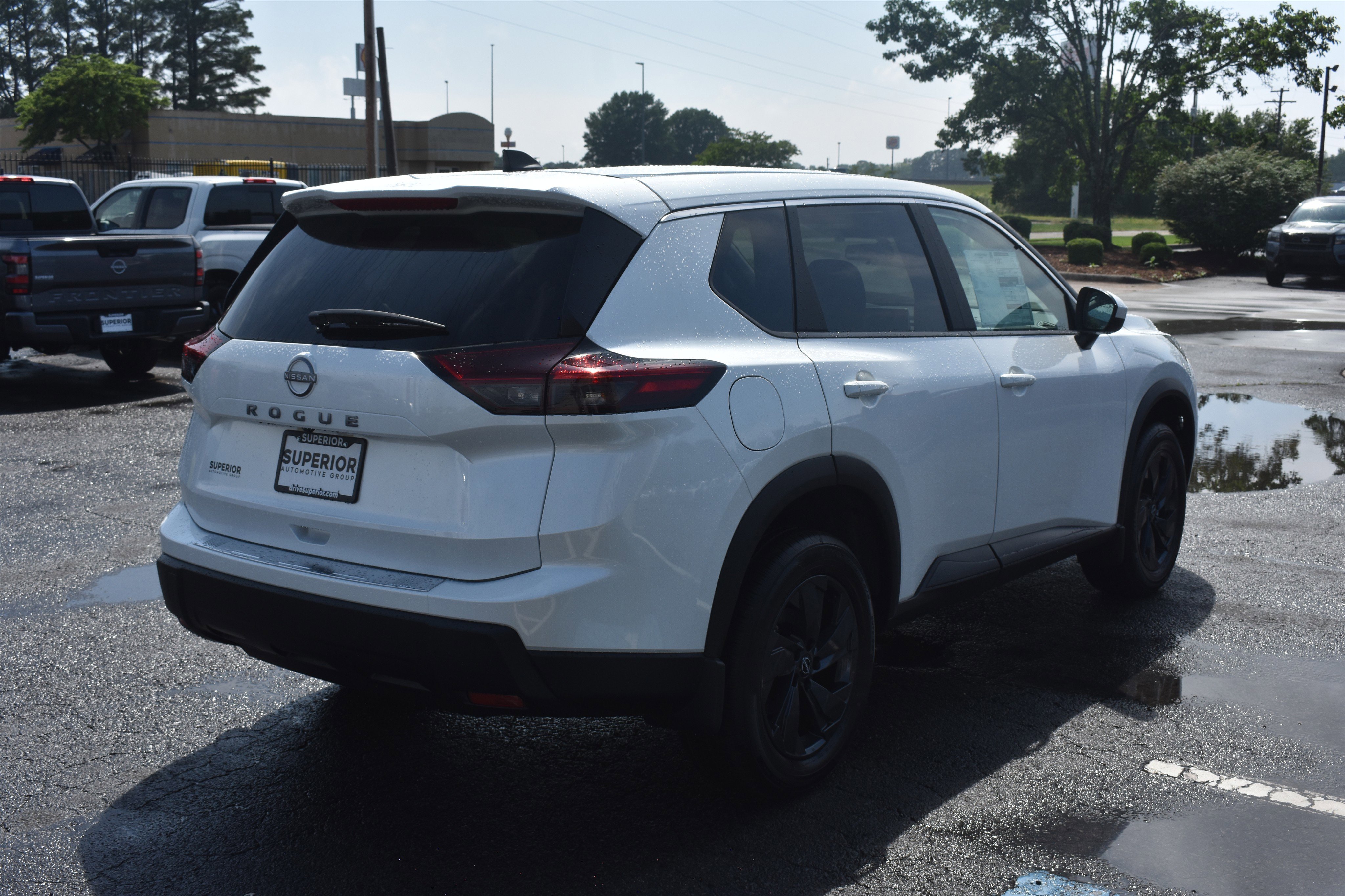 New 2026 Everest White Pearl TriCoat Nissan SV image 5