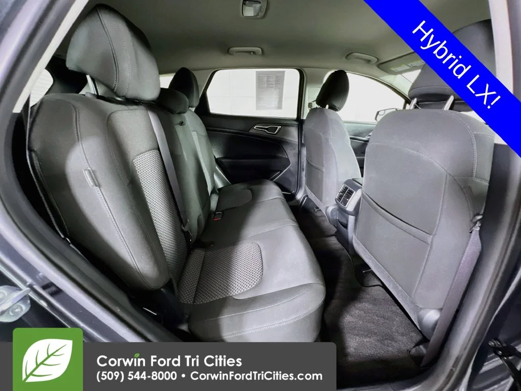 Used 2024 Gravity Gray Kia LX image 15