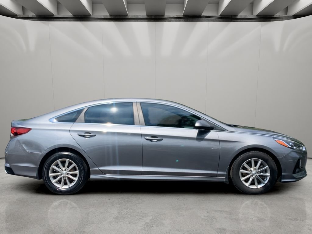 2018 Hyundai Sonata SE - Photo 6