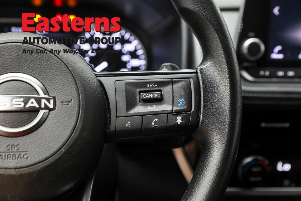 Used 2022 Black Nissan SV image 14