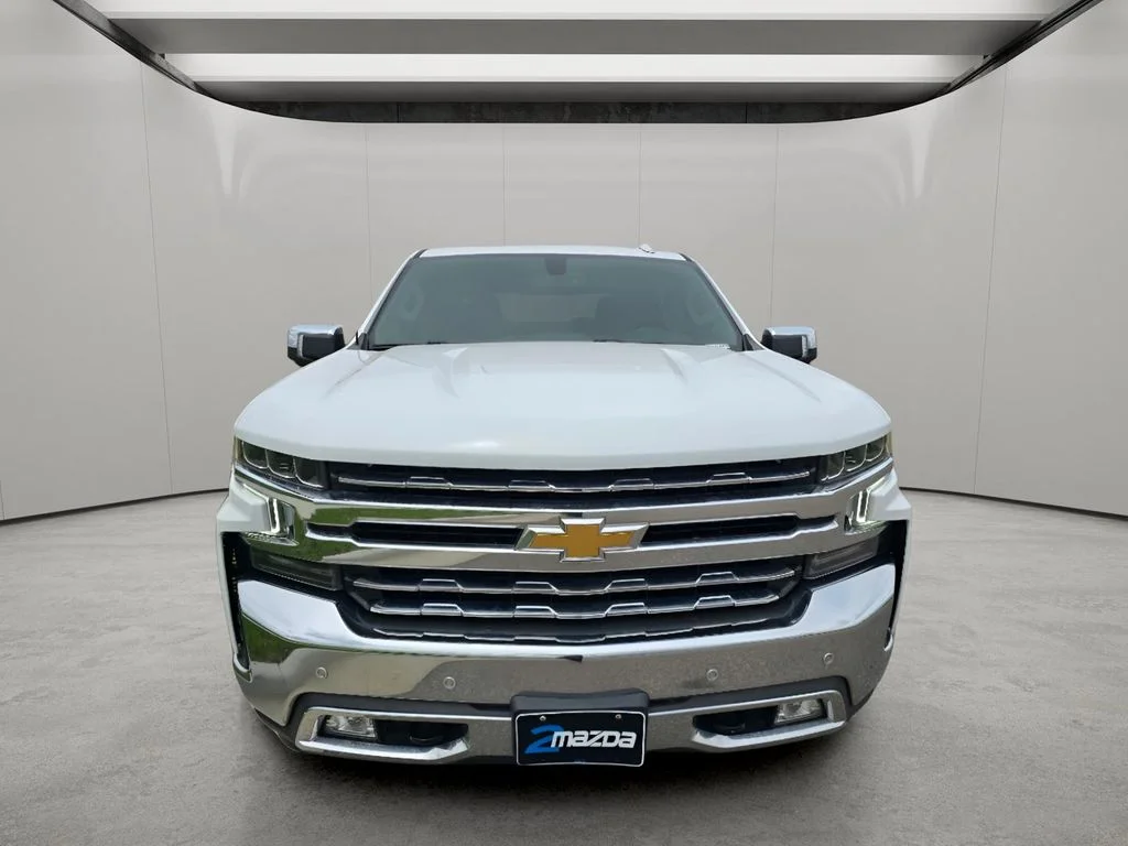 Used 2022 Summit White Chevrolet LTZ image 8