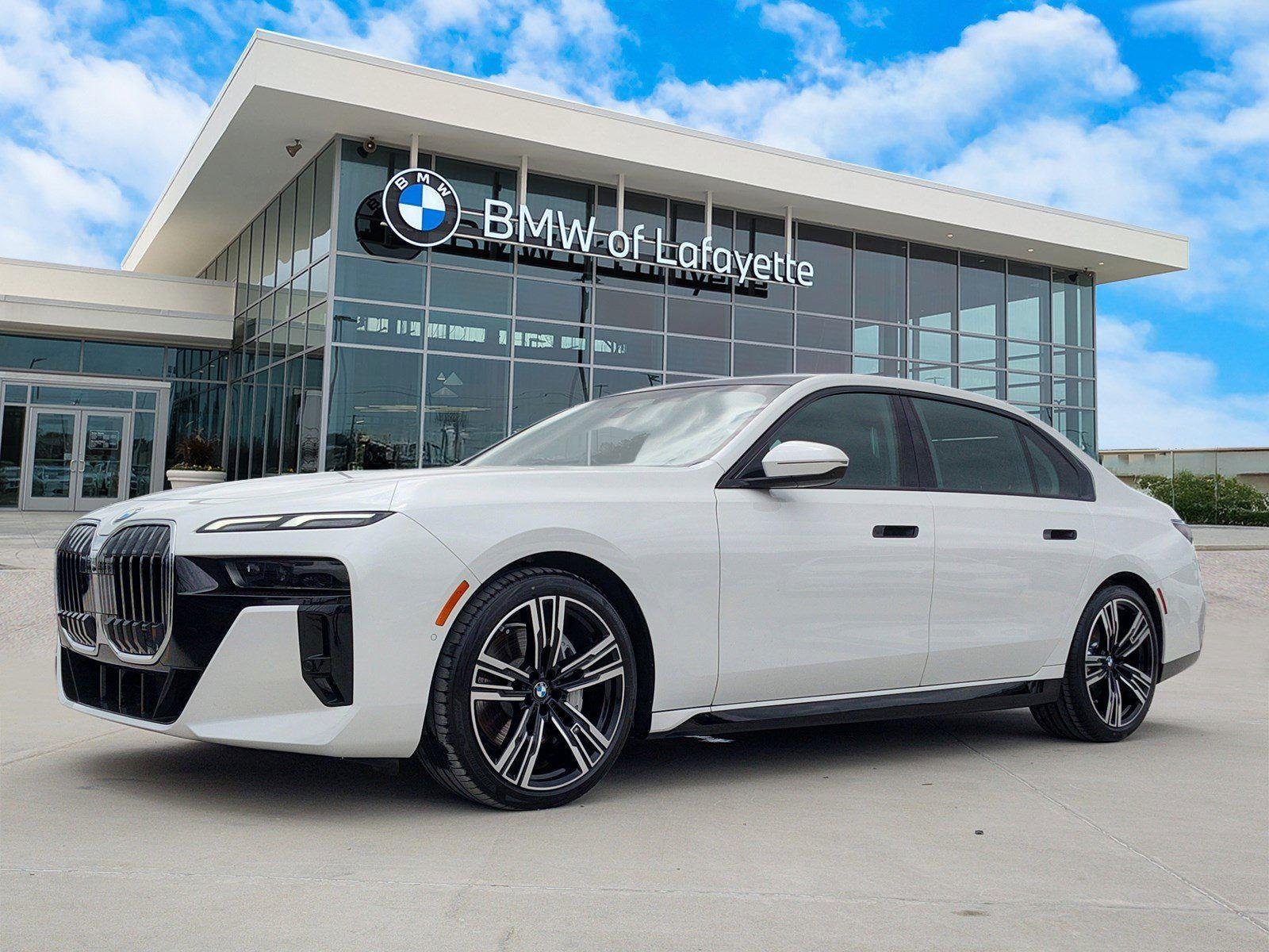 2023 BMW 7 Series 740i's photo