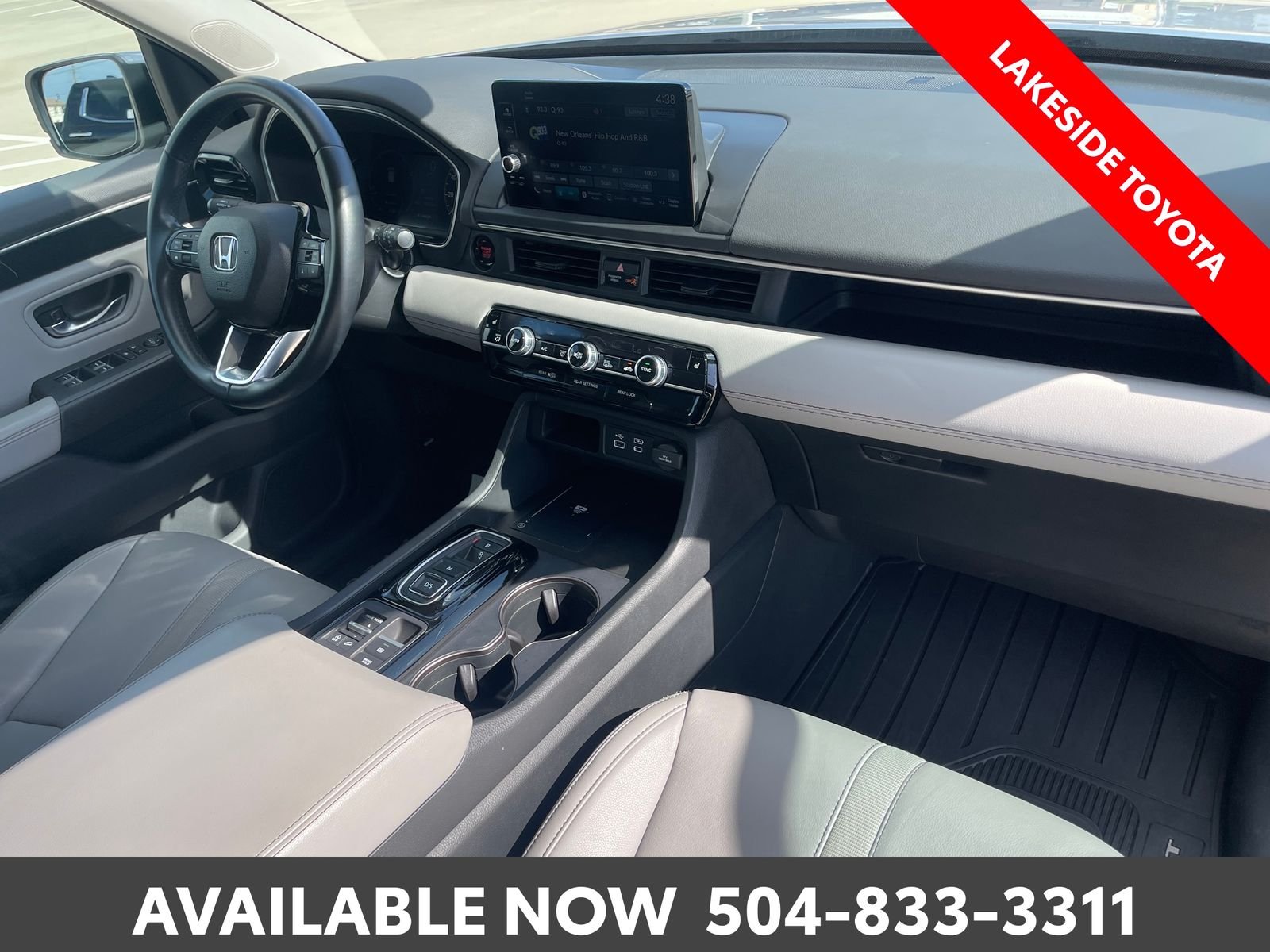 Used 2023 Silver Honda EX-L image 16