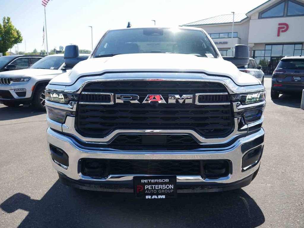 2026 RAM 3500 Tradesman - Photo 2