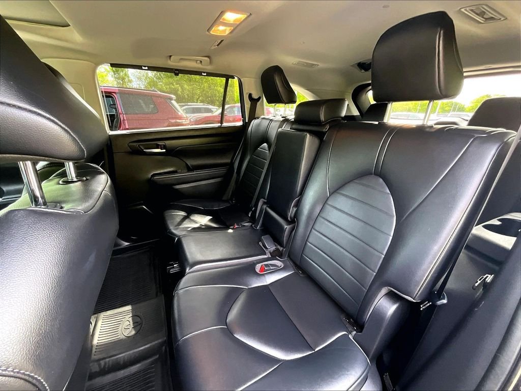 Used 2023 Black Toyota XLE image 15