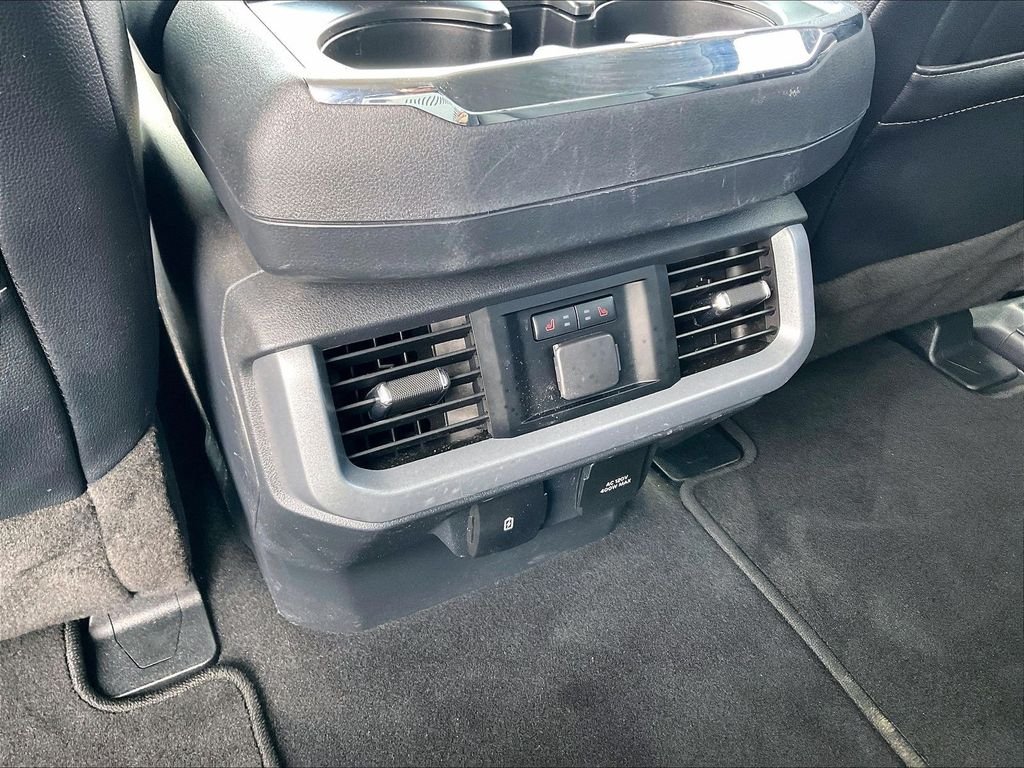 Used 2023 Carbonized Gray Metallic Ford Lariat image 26
