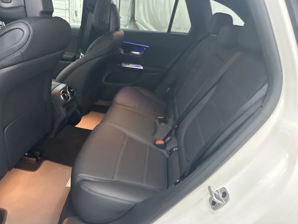 Used 2026 White Mercedes-Benz GLC 300 image 20