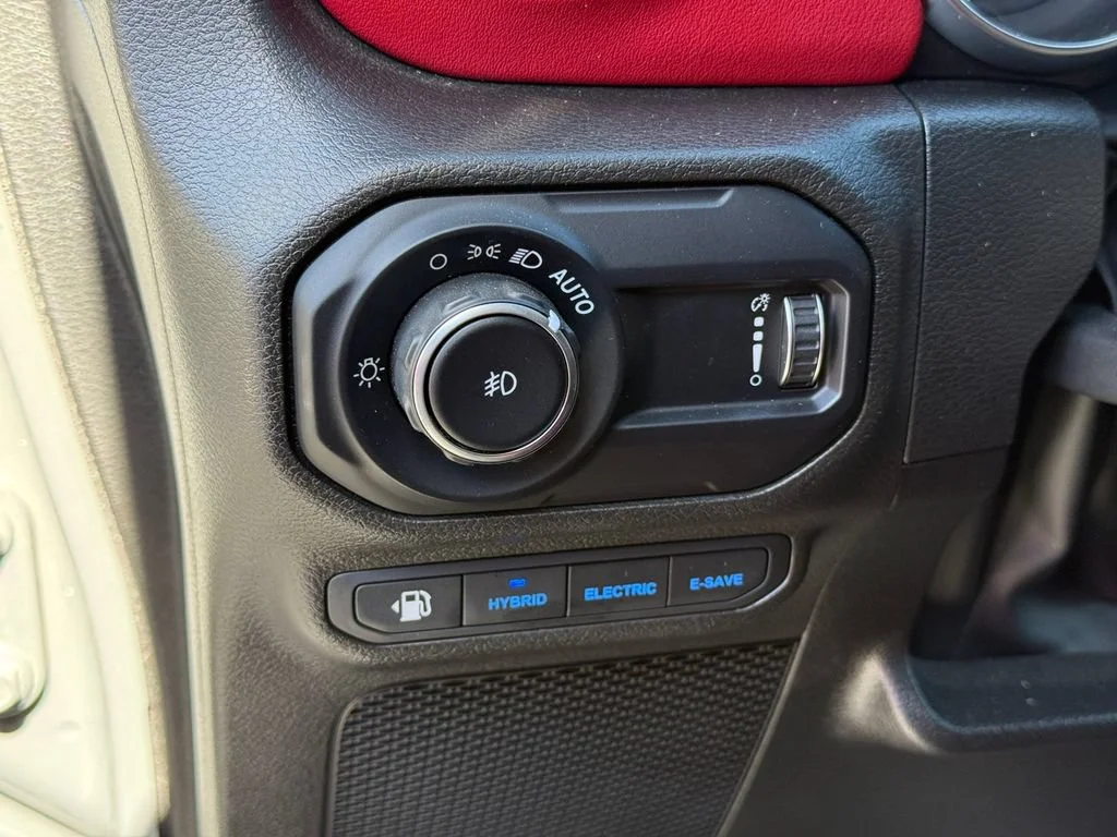 Used 2023 Gray Jeep Rubicon 20th Anniversary image 24