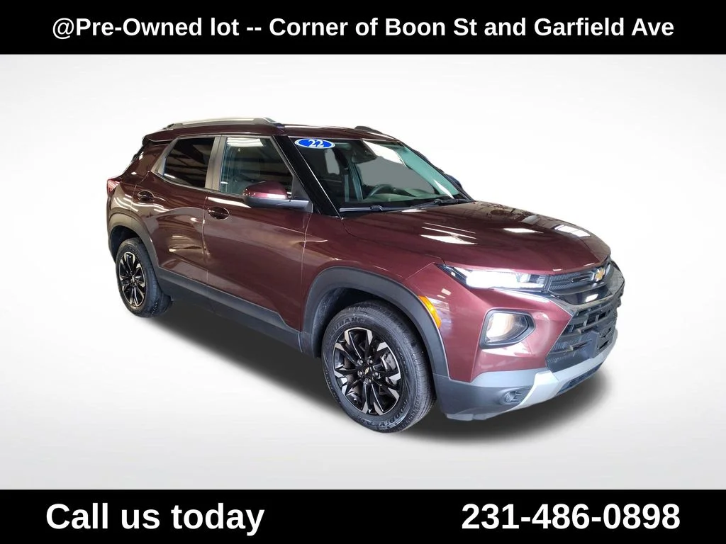 Used 2022 Red Chevrolet LT image 7