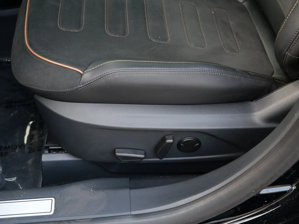 Certified Used 2023 Black Ford GT image 17