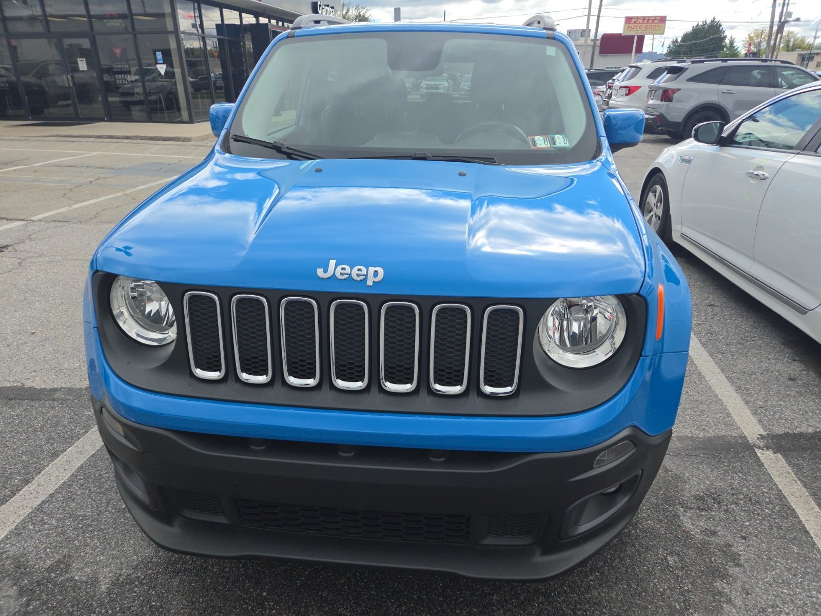 Used 2015 Blue Jeep Latitude image 2