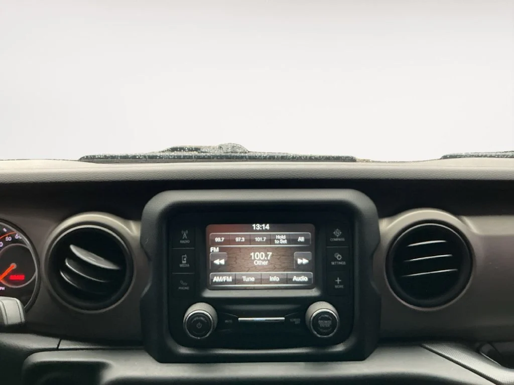 Used 2018 Black Jeep Unlimited Sport image 14