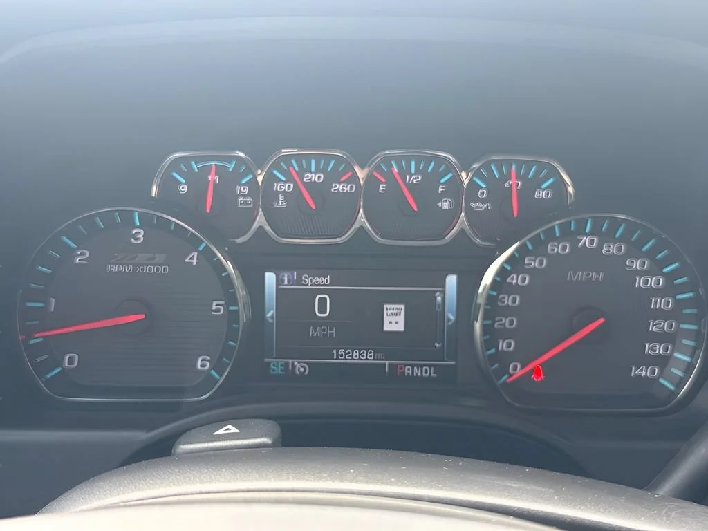 Used 2018 SUMMIT WHITE Chevrolet LTZ image 23