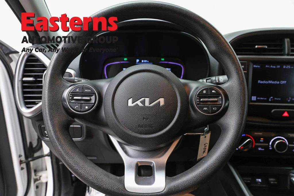 Used 2024 White Kia LX image 10