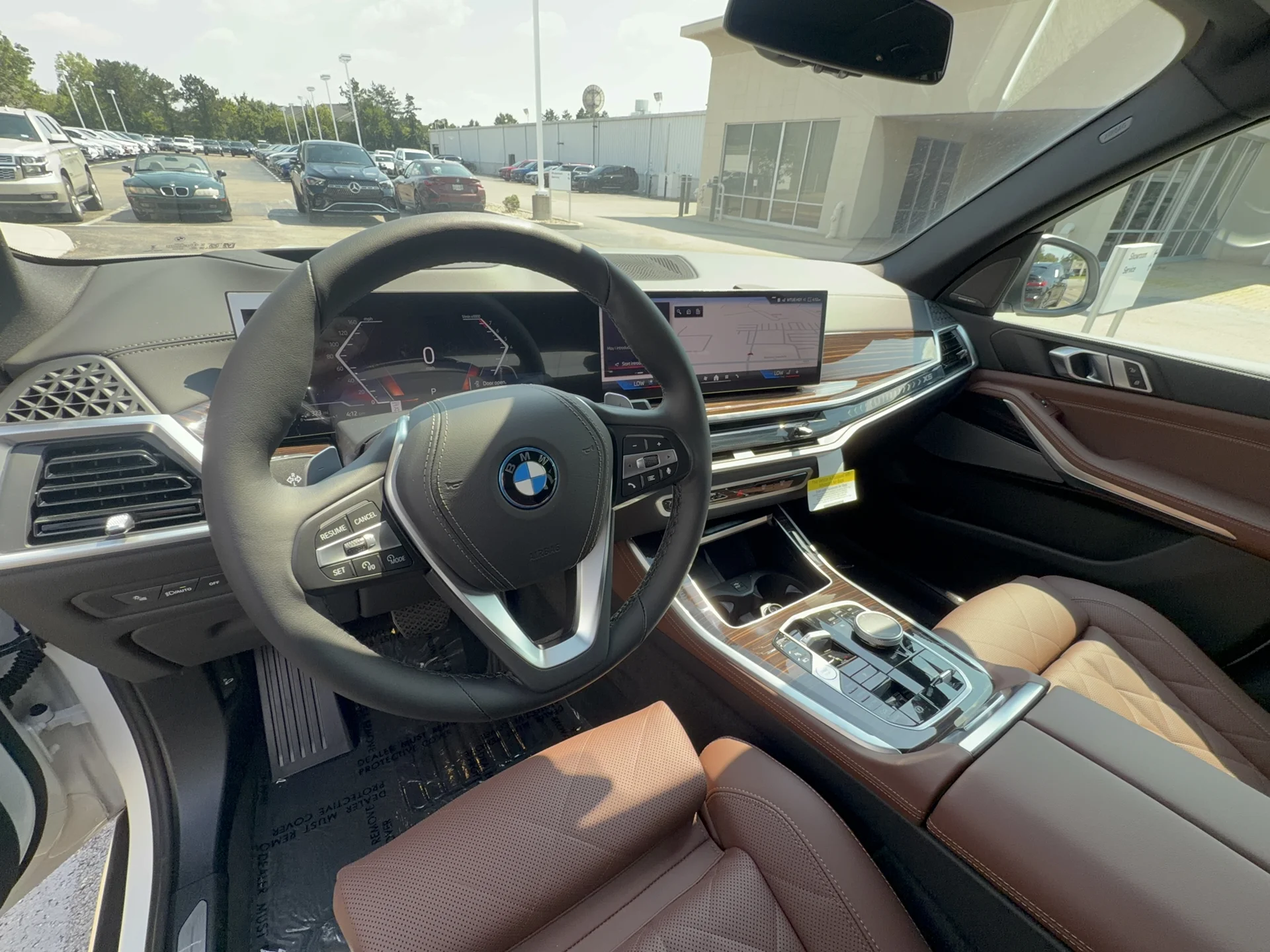 New 2026 Alpine White BMW xDrive50e image 12