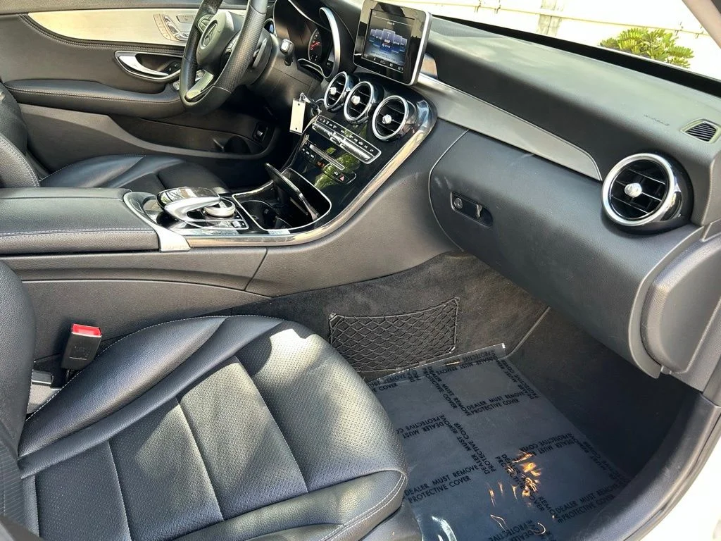 Used 2016 White Mercedes-Benz C 300 image 32