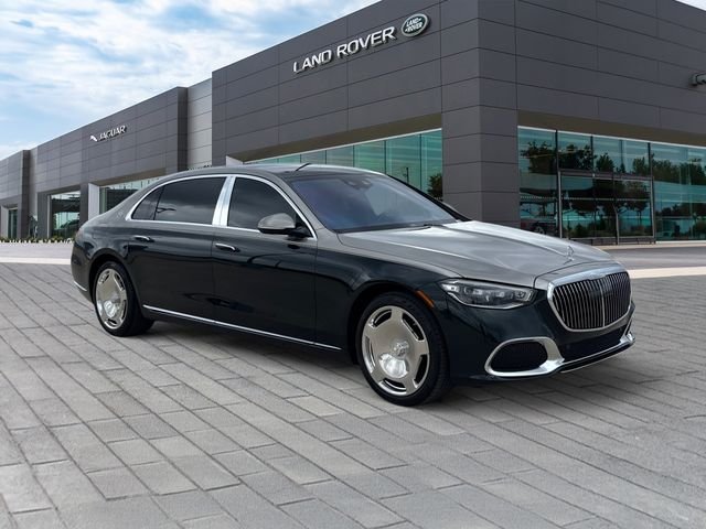Used 2025 Green Mercedes-Benz Maybach S 580 image 7