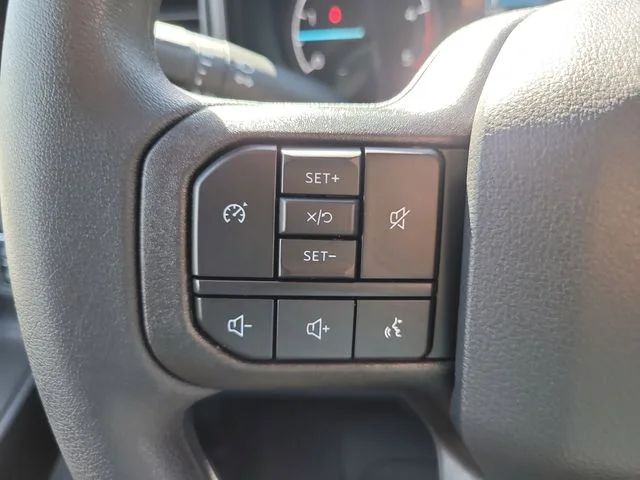 New 2026 Oxford White Ford XL image 29