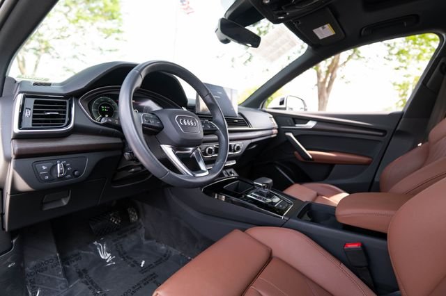 Used 2024  Audi 55 Premium image 4