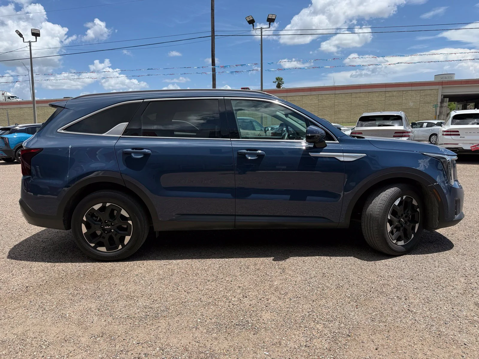 Used 2024 Black Kia S image 3