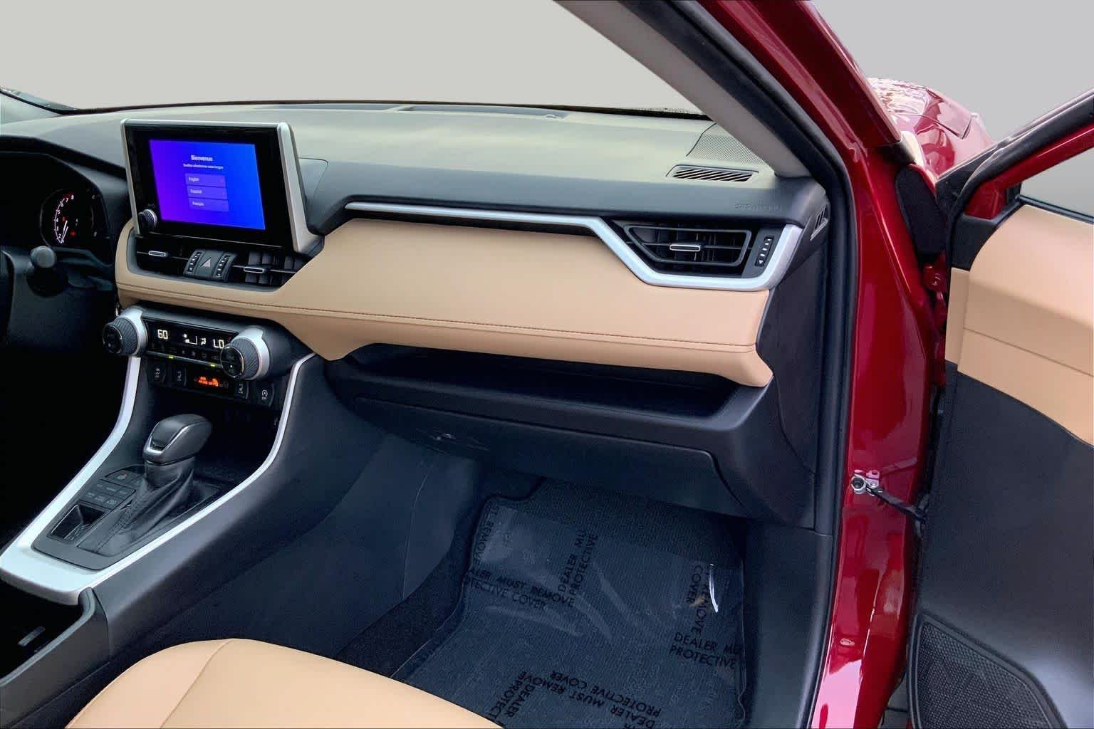 Used 2024 Ruby Flare Pearl Toyota XLE Premium image 18