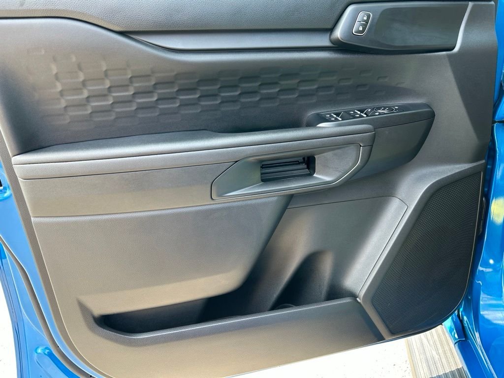 Used 2025 Blue Ford XL image 12