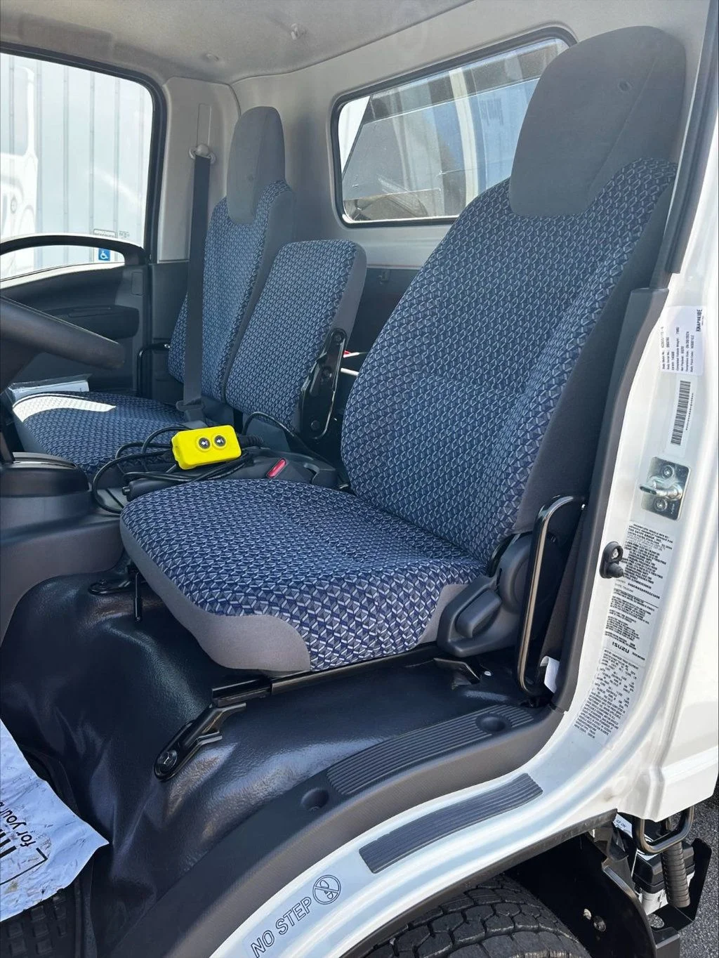 New 2024 White Isuzu  image 9
