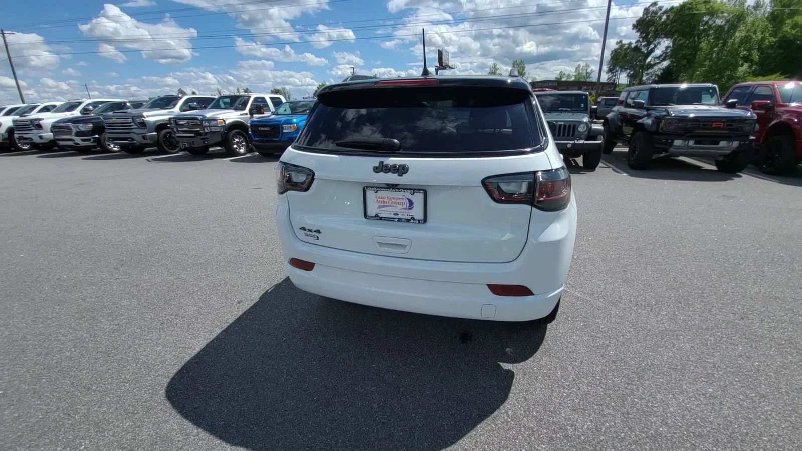 Used 2024 Bright White Clearcoat Jeep Limited image 9