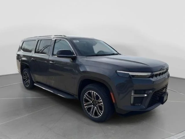 New 2026 Baltic-Gray Metallic Clear-Coat Exterior Paint Jeep  image 6