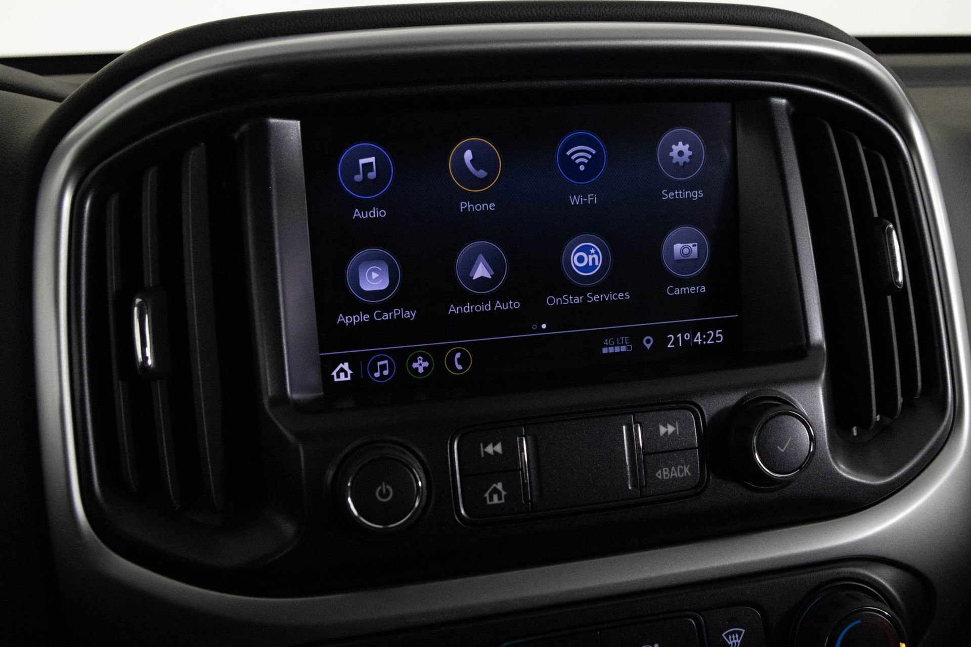 2022 CHEVROLET COLORADO - Image 19