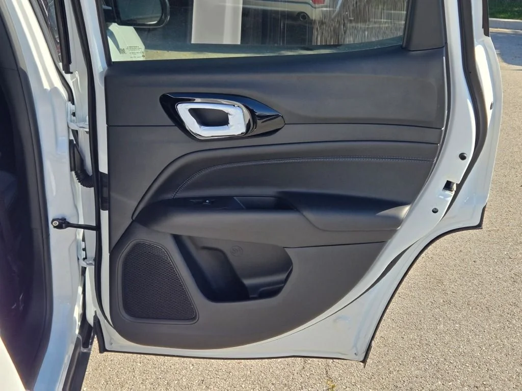 2026 Jeep Compass Limited Altitude - Photo 8
