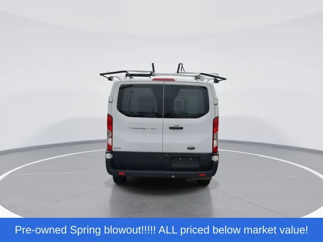 Used 2021 White Ford XL image 7