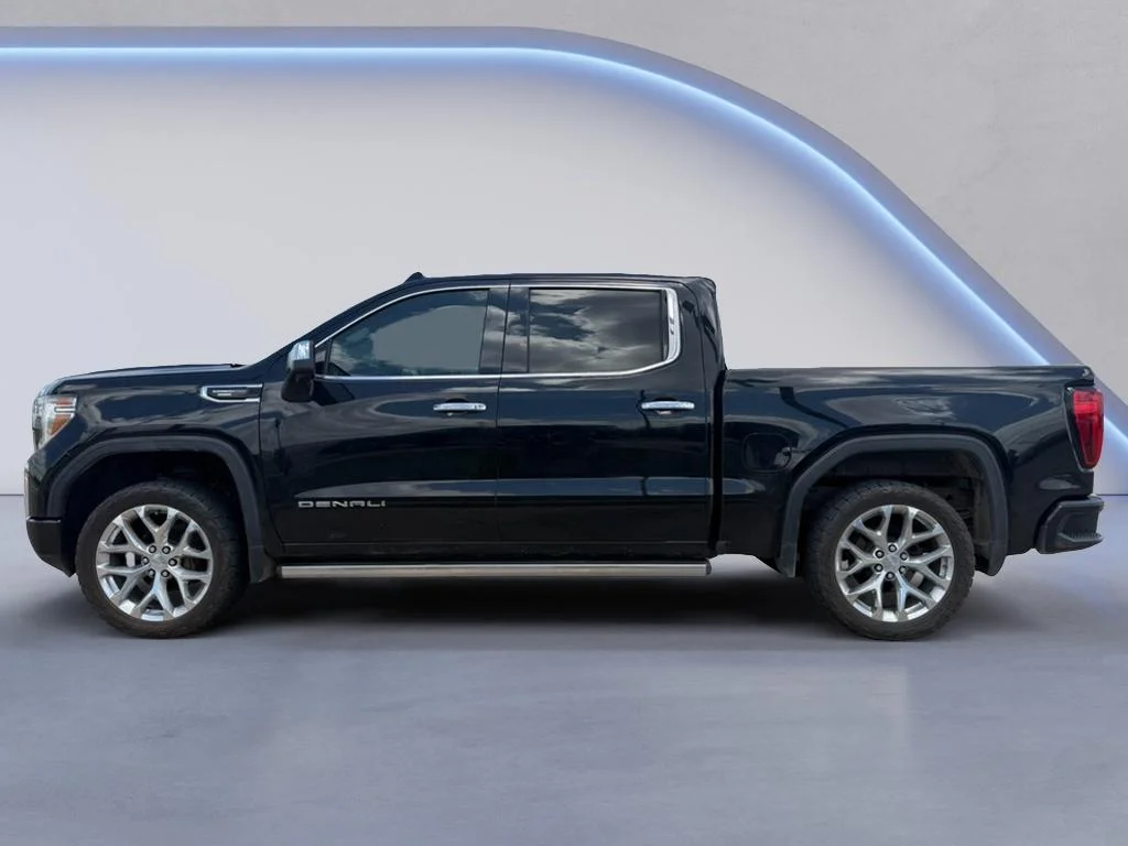 Used 2021 Onyx Black GMC Denali image 2