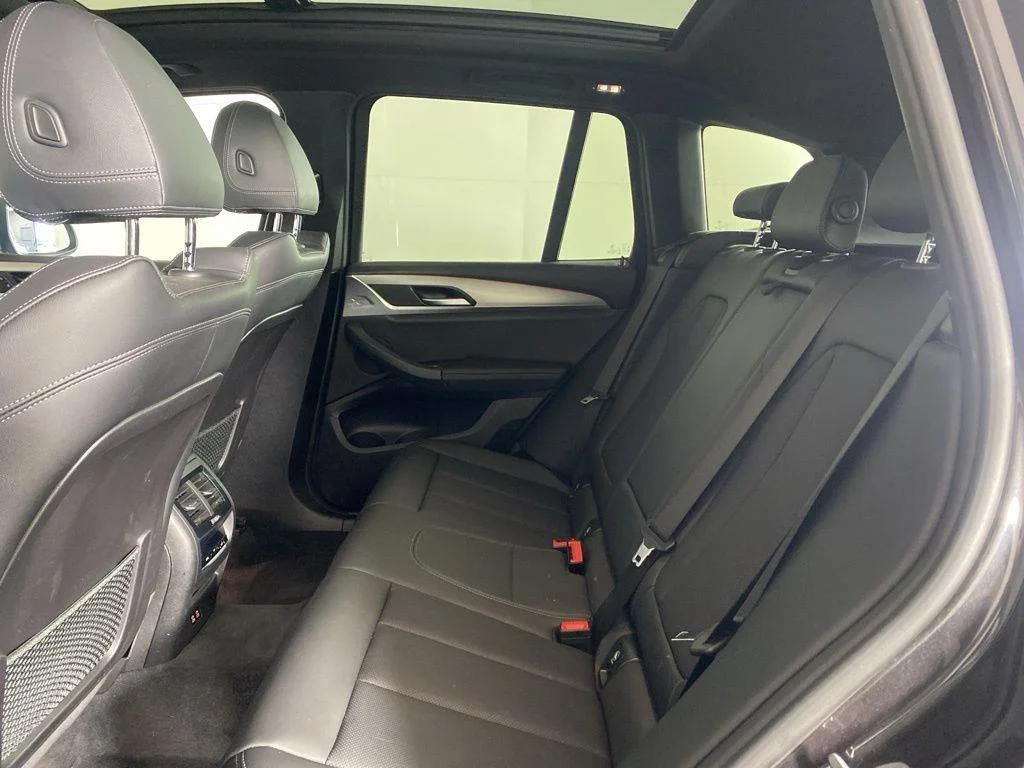 Used 2022 Dark Graphite BMW xDrive30i image 15