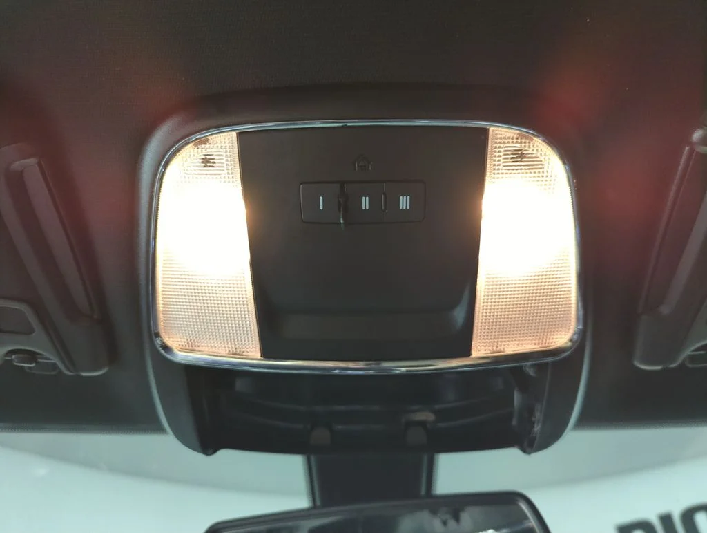 Used 2021 Triple Nickel Clearcoat Dodge R/T image 29