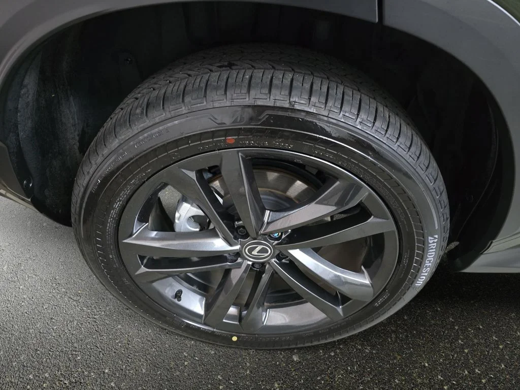 Certified Used 2025 Green Lexus 450h+ Luxury image 29