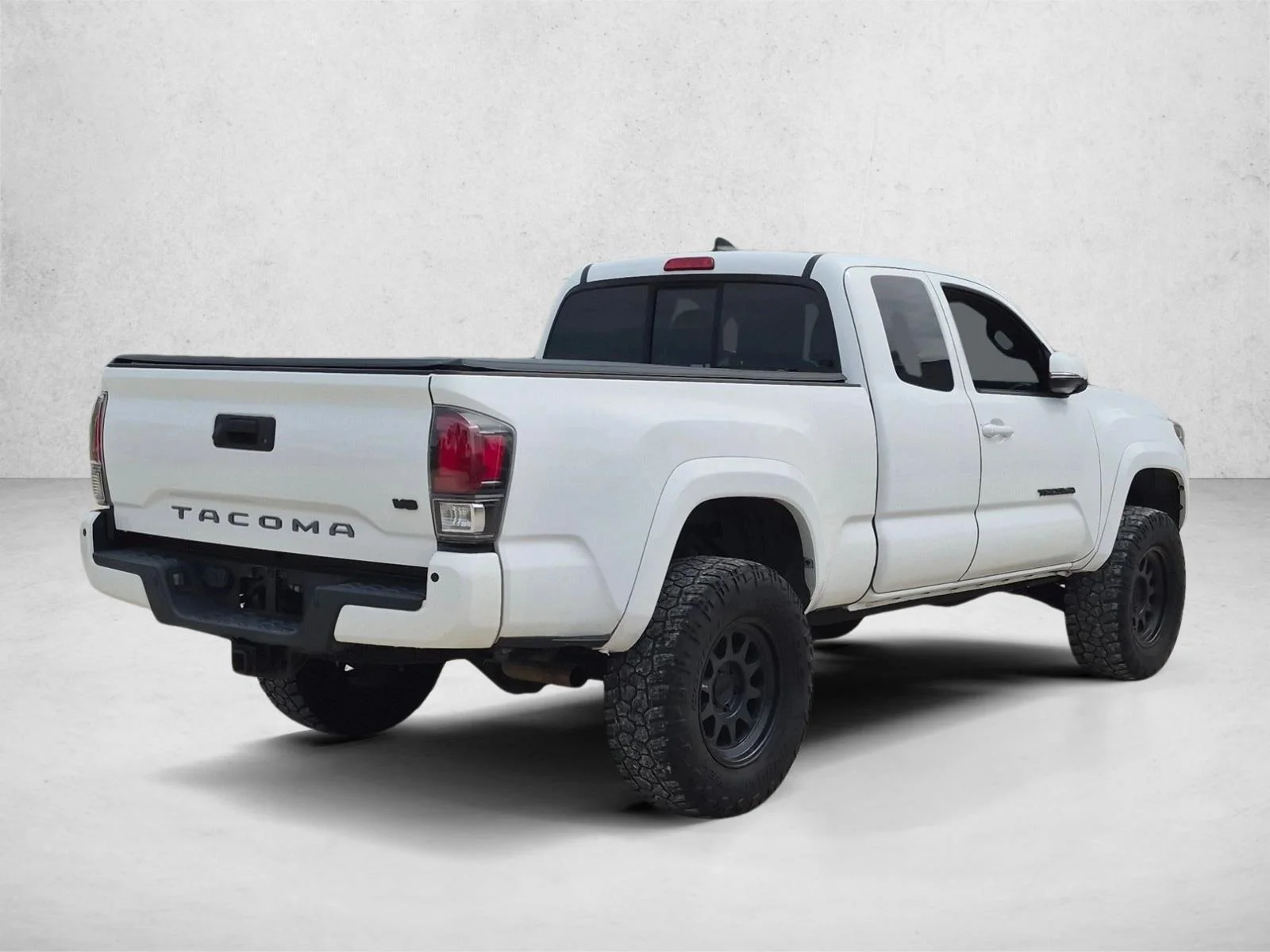 Used 2018 Super White Toyota TRD Sport image 5