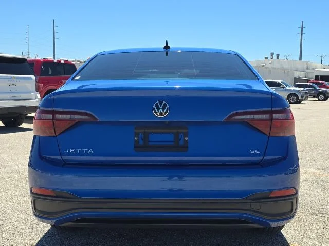 Used 2023 Blue Volkswagen 1.5T SE image 4