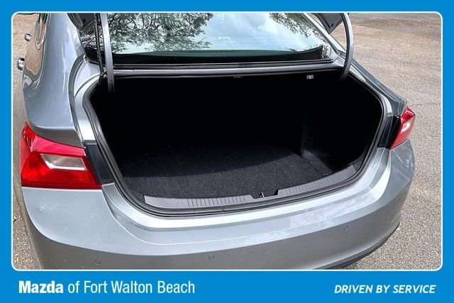 Used 2024 Gray Chevrolet LT image 37