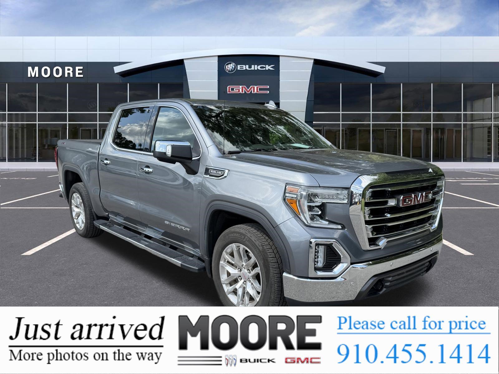 2020 GMC Sierra 4WD Crew Cab Short Box SLT's photo