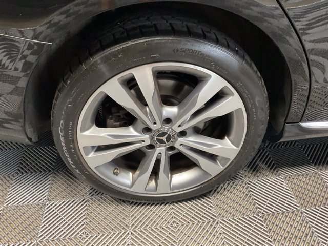 Used 2018 Black Mercedes-Benz C 300 image 46