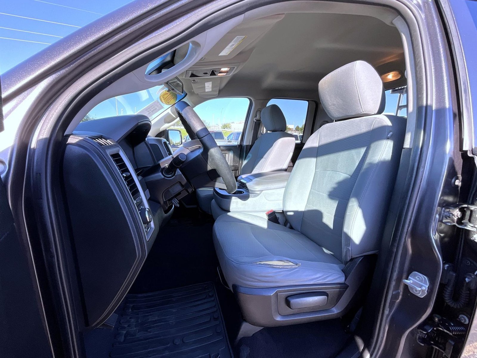Used 2015 Gray Ram Express image 10