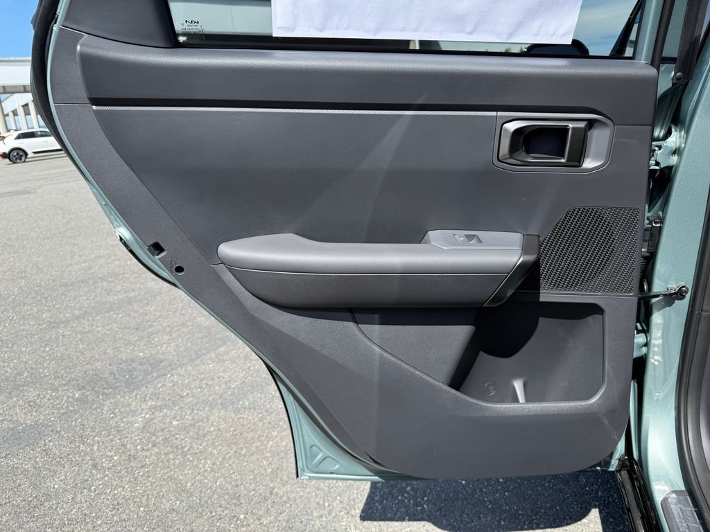 New 2027 Iceberg Green Kia X-Line S image 24