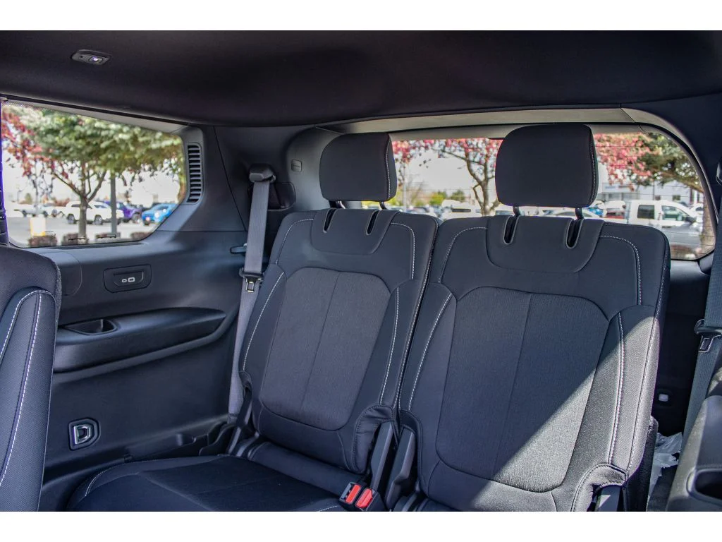New 2026 Velvet Red Pearlcoat Jeep Laredo X image 42