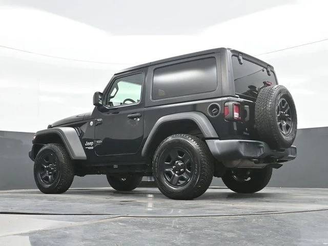 Used 2021 Black Jeep Sport image 19