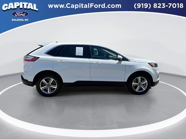 Used 2024 White Ford SEL image 9